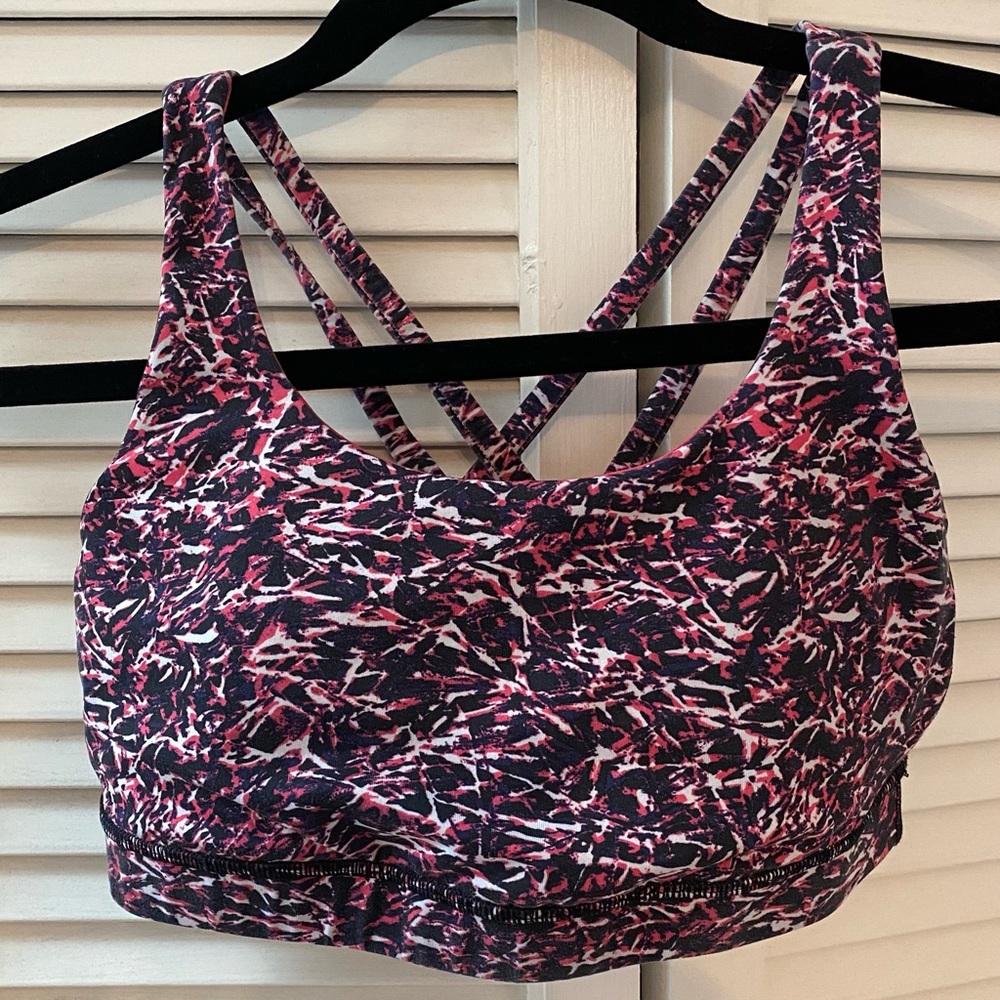 Lululemon energy bra size 6